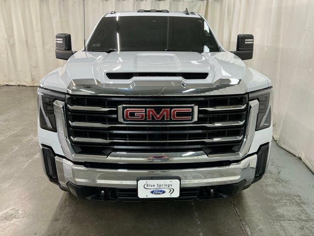 Used 2024 GMC Sierra 2500 SLE w/ SLE Convenience Package AWD/4WD image 12