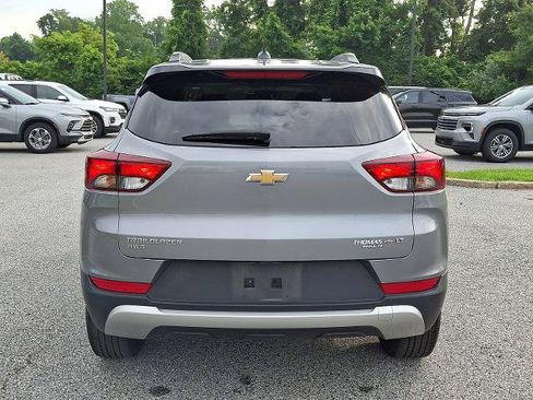 Used 2023 Chevrolet TrailBlazer LT w/ Convenience Package AWD/4WD image 5