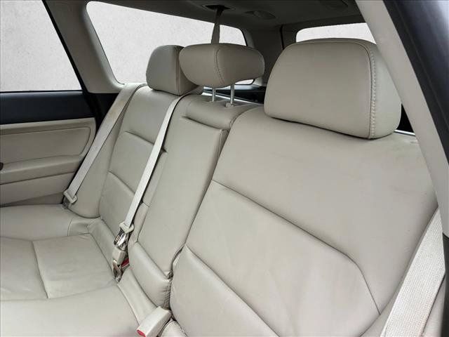 Used 2009 Subaru Outback 2.5i Limited AWD/4WD image 14