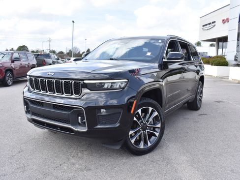 Used 2021 Jeep Grand Cherokee L Overland w/ Luxury Tech Group IV image 5