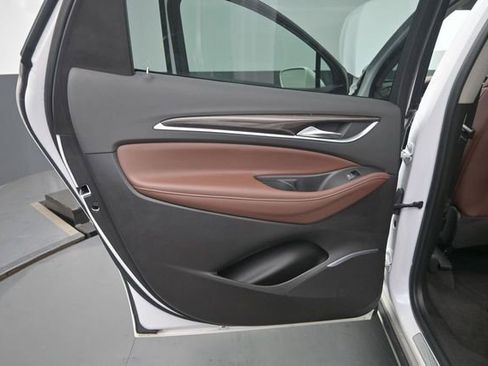 Used 2019 Buick Enclave Avenir w/ Avenir Technology Package AWD/4WD image 14