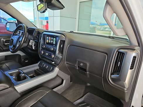 Used 2017 Chevrolet Silverado 1500 LTZ Z71 w/ LTZ Plus Package AWD/4WD image 23
