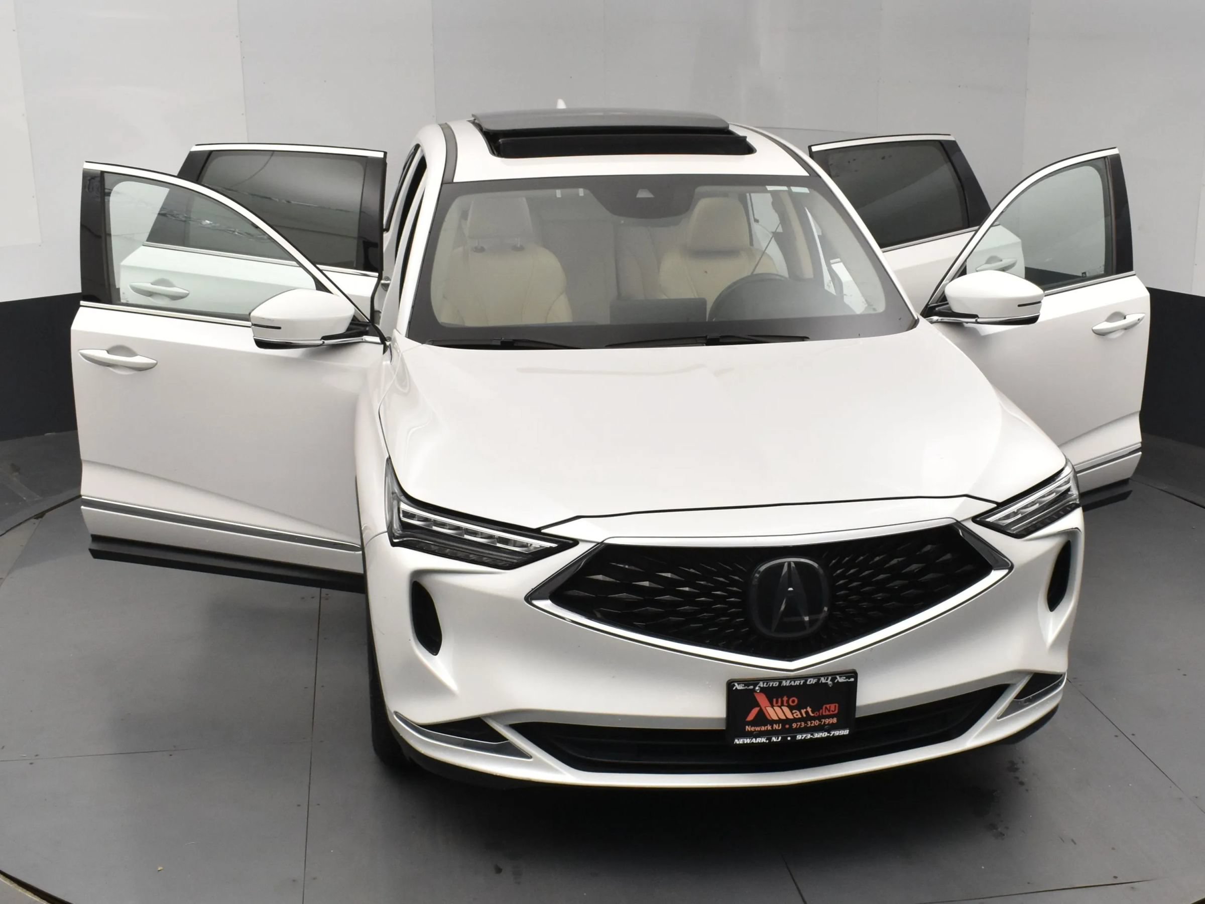 Used 2023 Acura MDX SH-AWD image 10