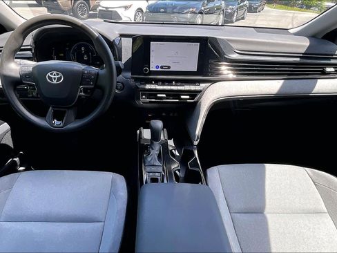 Certified 2025 Toyota Camry LE FWD image 15