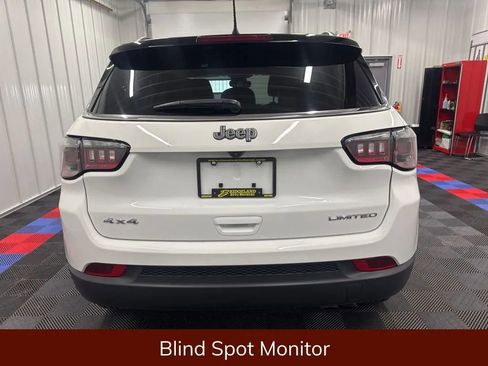 Used 2022 Jeep Compass Limited AWD/4WD image 5