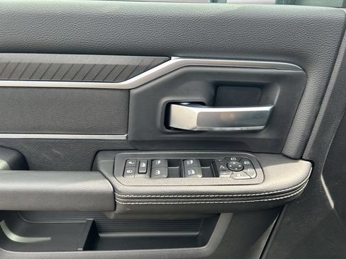 New 2026 RAM 3500 Big Horn AWD/4WD image 34