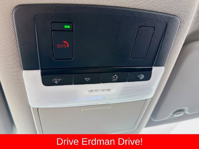 Used 2025 Nissan Rogue SL FWD image 18