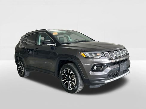Used 2022 Jeep Compass Limited image 1