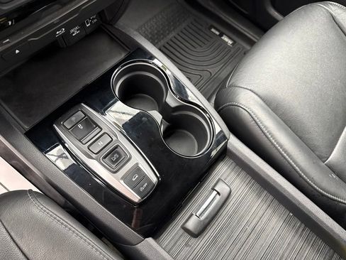 Used 2019 Honda Pilot Touring image 22