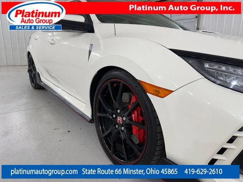 Used 2019 Honda Civic Type R image 47