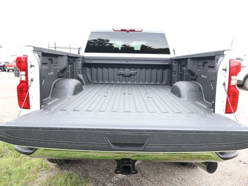 New 2026 Chevrolet Silverado 3500 LT w/ Safety Package AWD/4WD image 9