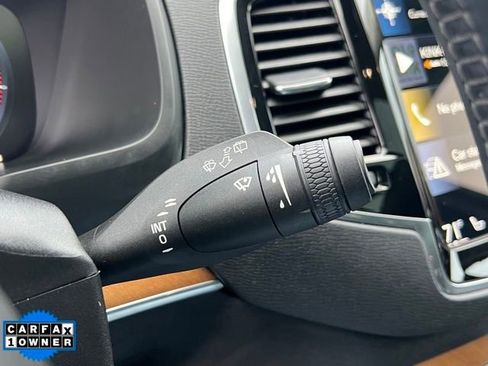 Used 2021 Volvo XC90 T6 Momentum w/ Advanced Package image 23