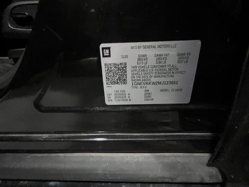 Used 2021 Chevrolet Traverse Premier w/ Redline Edition image 9