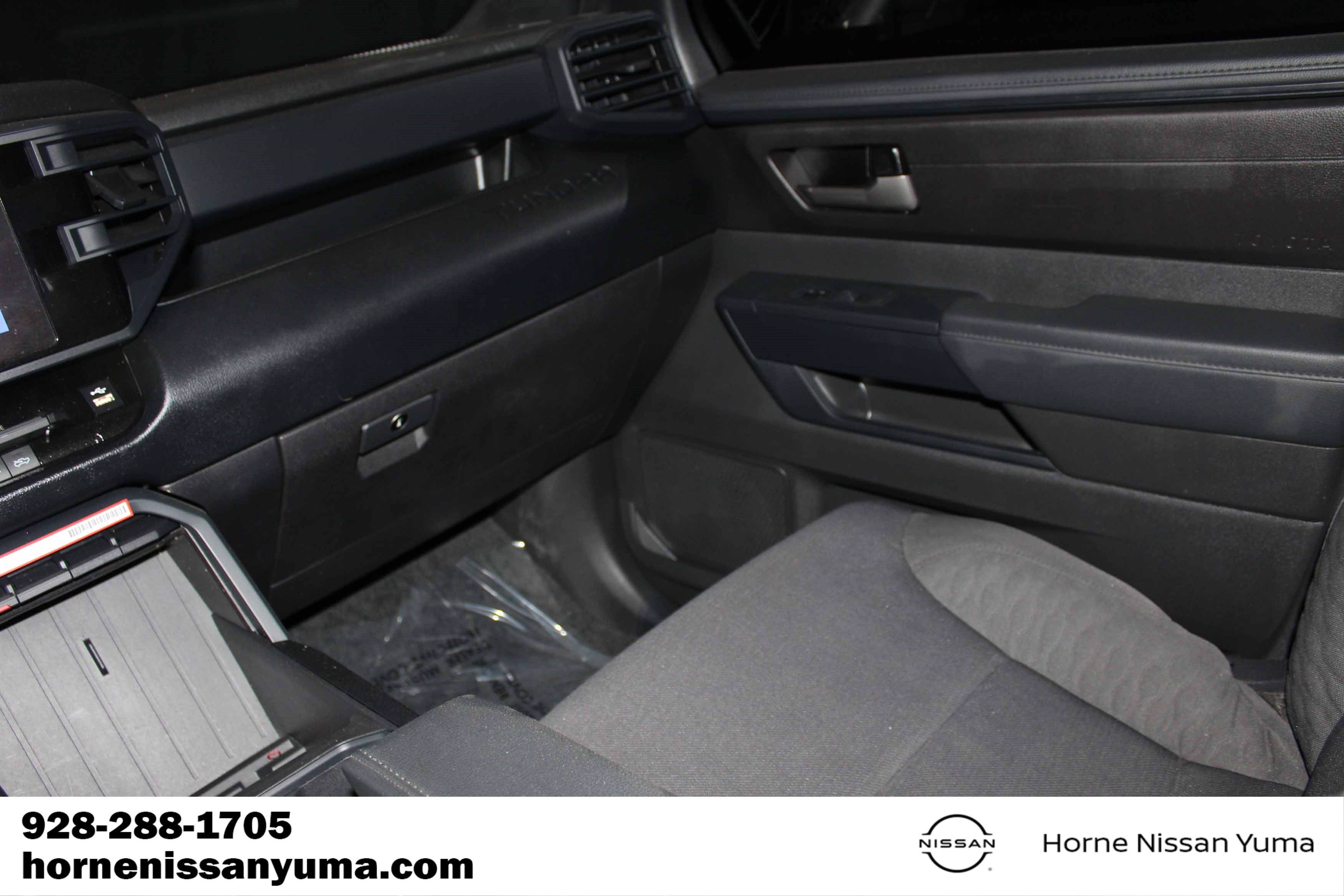 Used 2025 Toyota Tundra SR5 w/ SR5 Convenience Package AWD/4WD image 9