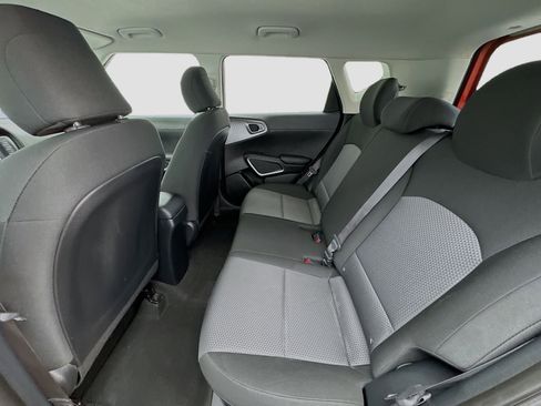 Used 2020 Kia Soul LX image 15