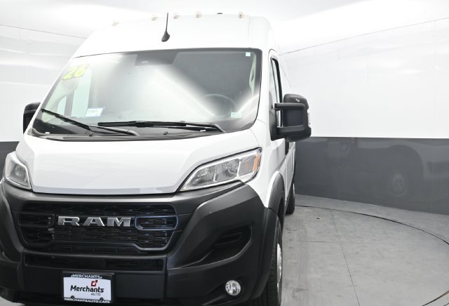 Used 2026 RAM ProMaster 2500 w/ Convenience Group FWD image 2