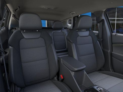 New 2026 Chevrolet Trax LT w/ Driver Confidence Package FWD image 16