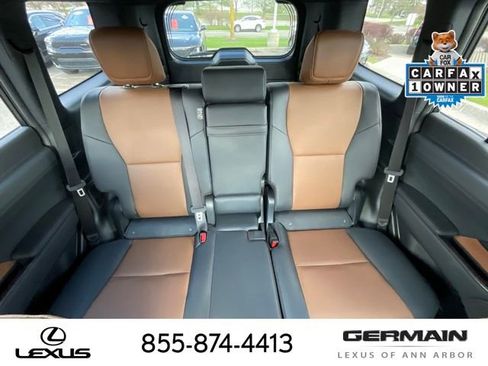 Used 2024 Lexus GX 550 w/ Cold Area Package image 16