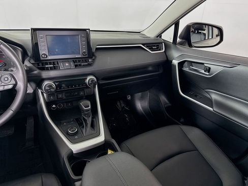 Certified 2021 Toyota RAV4 XLE Premium image 23