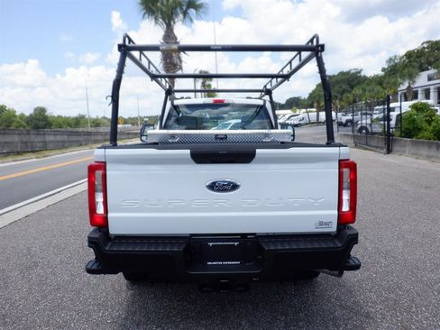 Used 2024 Ford F250 XL image 7