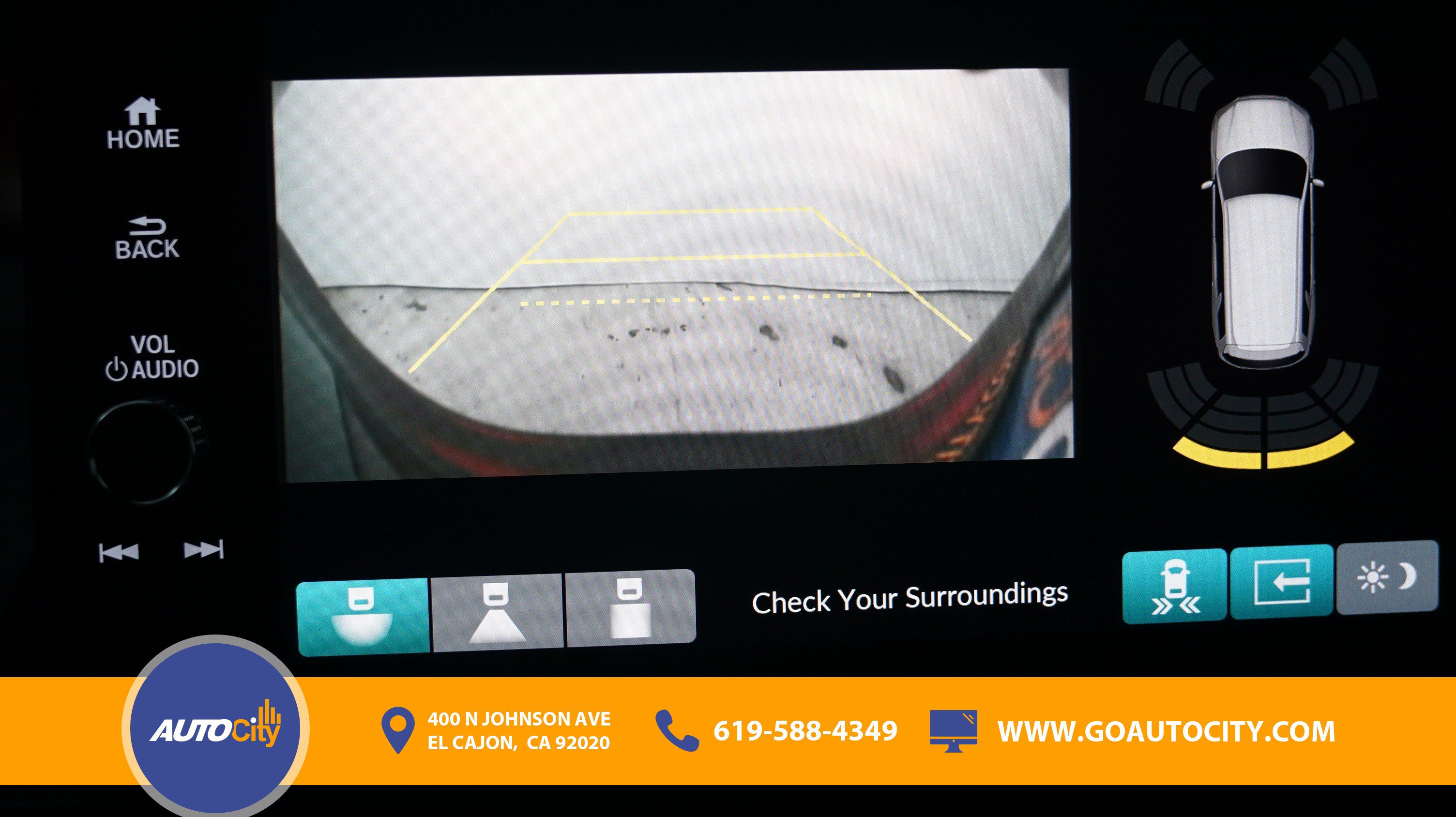 Used 2023 Honda Pilot Touring image 11