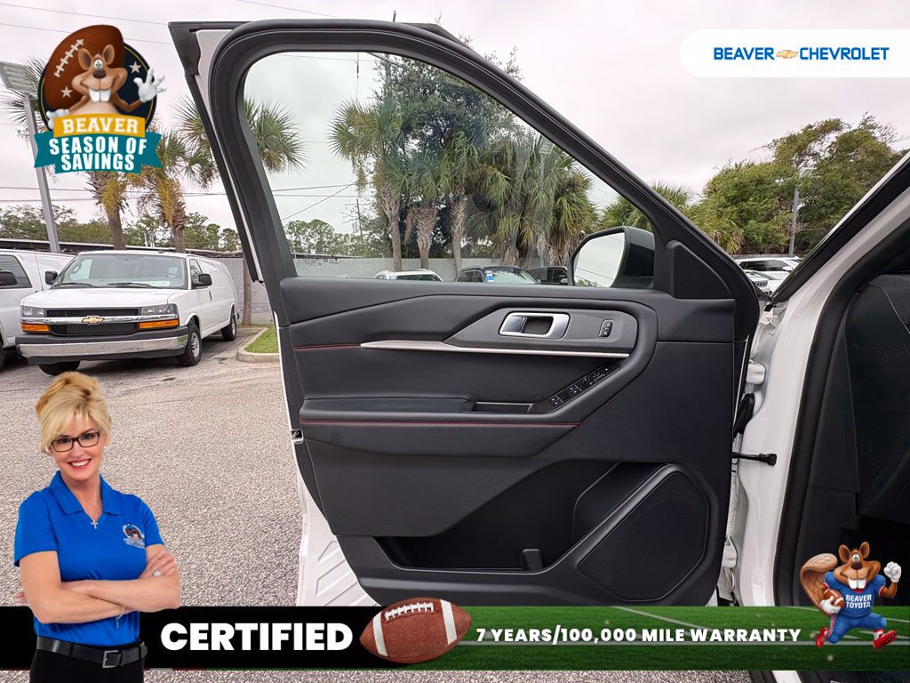 Used 2025 Ford Explorer ST-Line AWD/4WD image 35