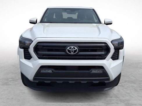 Used 2024 Toyota Tacoma SR5 image 2