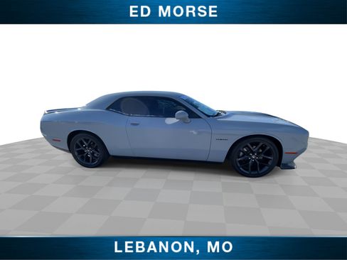 Used 2022 Dodge Challenger R/T w/ Blacktop Package image 9