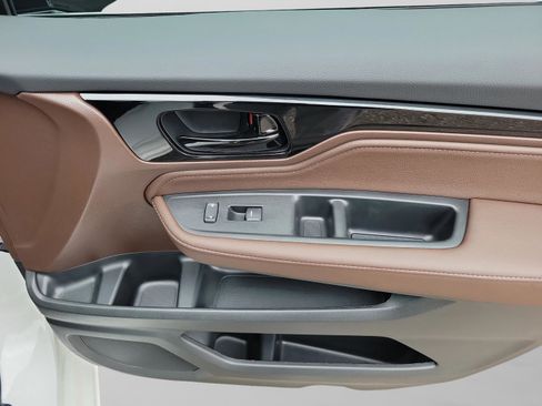 Used 2025 Honda Odyssey Elite image 22