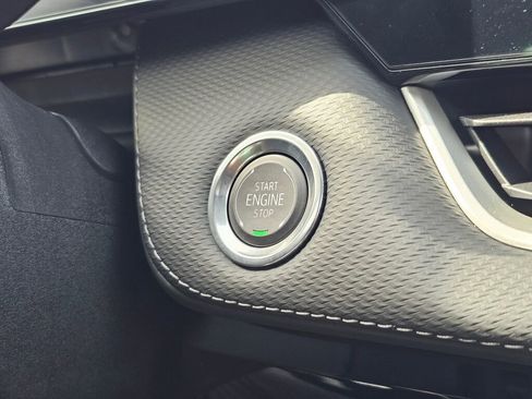 New 2026 Chevrolet Equinox LT w/ Midnight Edition image 17