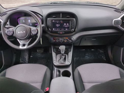 Used 2023 Kia Soul LX w/ Option Group 015 image 7