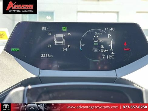 Certified 2025 Toyota Prius Plug-In Hybrid FWD image 28