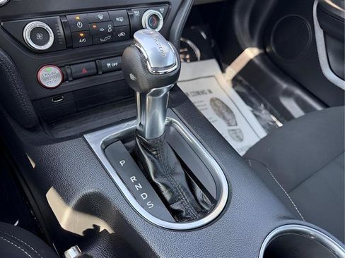 Used 2021 Ford Mustang Coupe RWD image 28