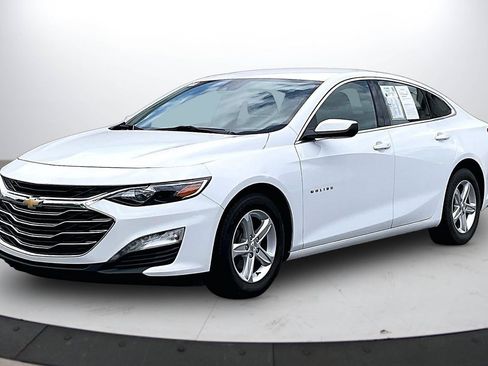 Used 2024 Chevrolet Malibu LT FWD image 4