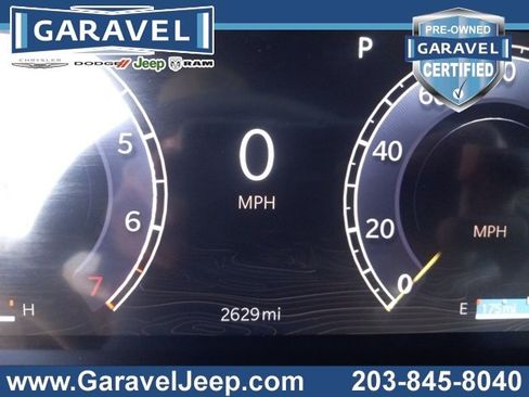 Used 2025 Jeep Grand Cherokee Limited image 24