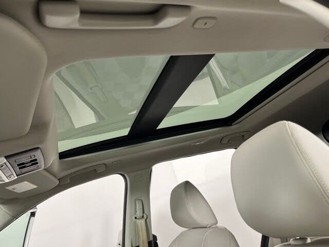 Used 2023 Nissan Rogue SL w/ SL Premium Package FWD image 30