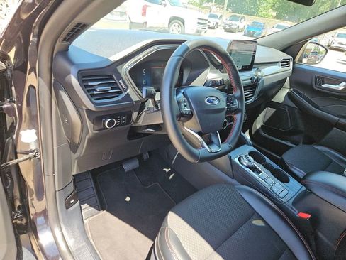 Used 2025 Ford Escape ST-Line AWD/4WD image 15