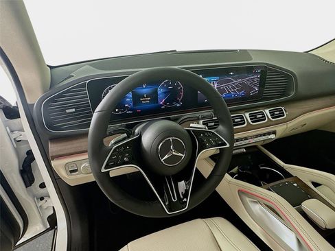 Certified 2026 Mercedes-Benz GLE 450 GLE 450 image 11