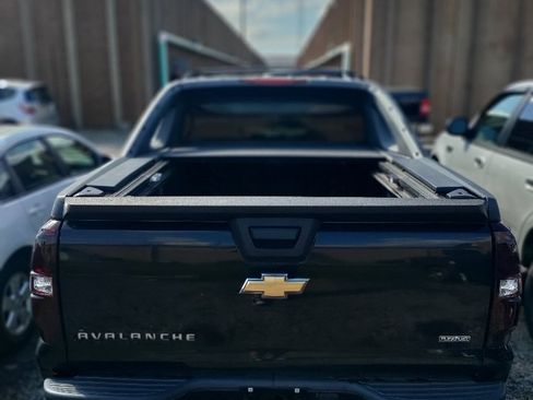 Used 2007 Chevrolet Avalanche LT w/ LT Preferred Equipment Group image 9