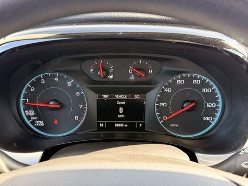 Used 2020 Chevrolet Traverse LS image 31