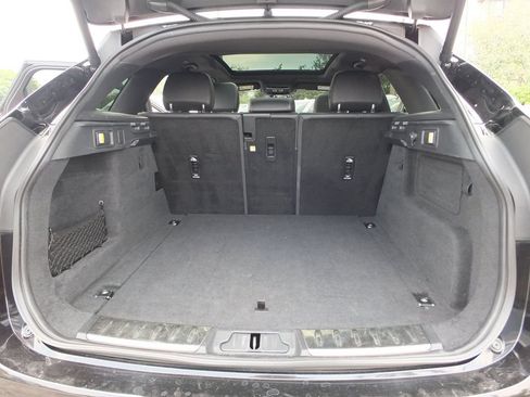 Used 2025 Jaguar F-PACE R-Dynamic S AWD/4WD image 21