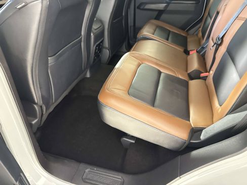 Used 2024 Ford Bronco Outer Banks AWD/4WD image 11
