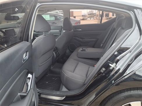 Used 2020 Nissan Altima 2.5 SV image 18