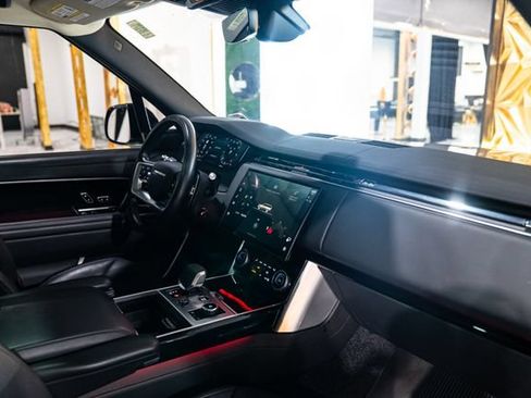 Used 2023 Land Rover Range Rover SE AWD/4WD image 13