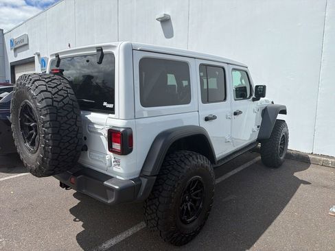 Used 2026 Jeep Wrangler Unlimited Sport AWD/4WD image 3