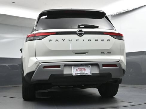 Used 2023 Nissan Pathfinder SL AWD/4WD image 28