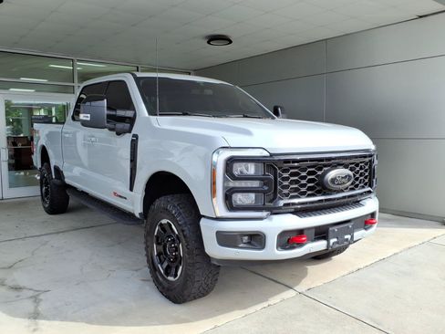 Used 2026 Ford F350 Lariat w/ Tremor Off-Road Package AWD/4WD image 1