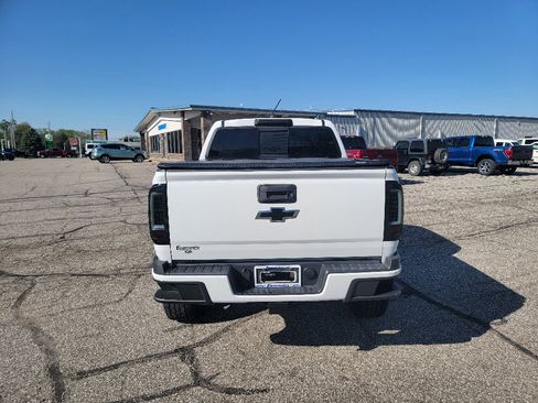 Used 2018 Chevrolet Colorado LT w/ LT Convenience Package image 7