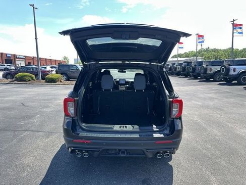 Used 2023 Ford Explorer ST AWD/4WD image 23