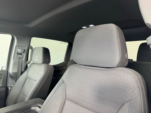 Used 2022 Chevrolet Silverado 1500 LT image 3